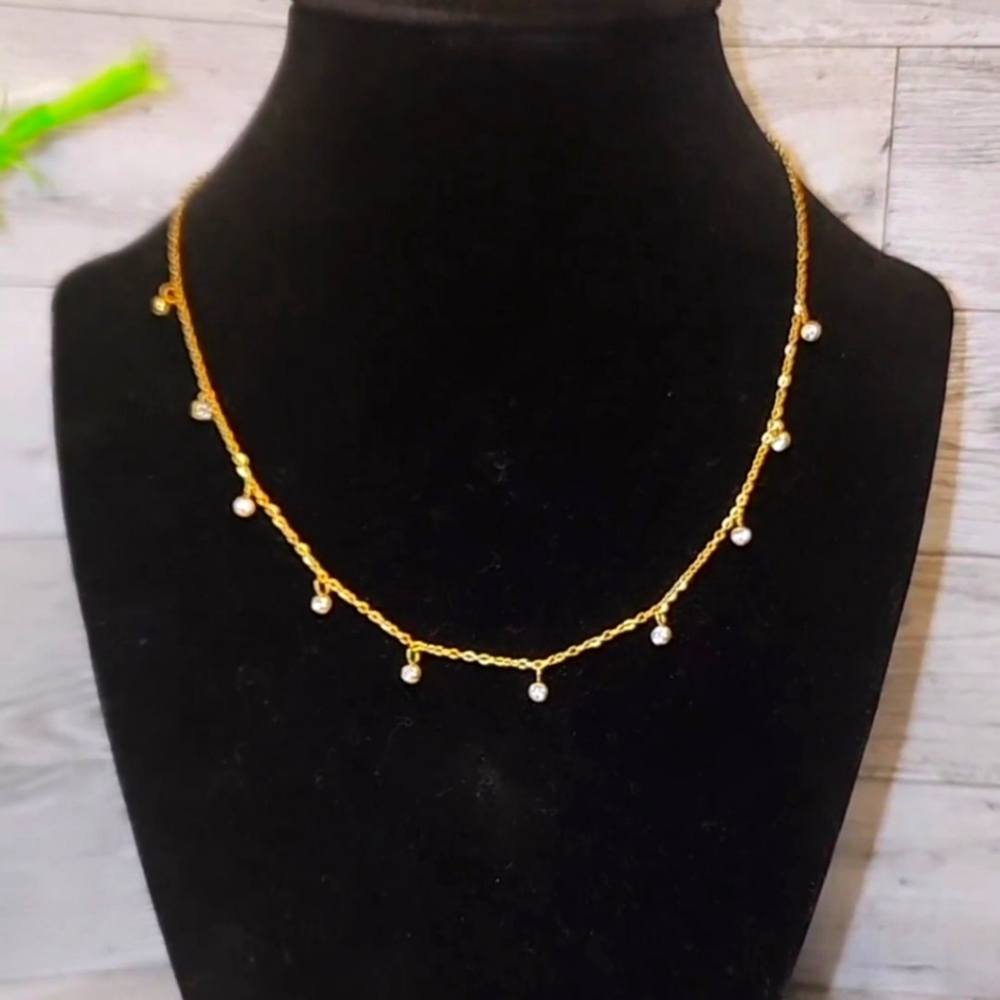 Womens teardrop Necklace
